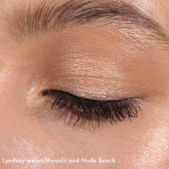 Wanderess Escape Eyeshadow palette 🎨 NWT🎨 - Picture 5 of 12